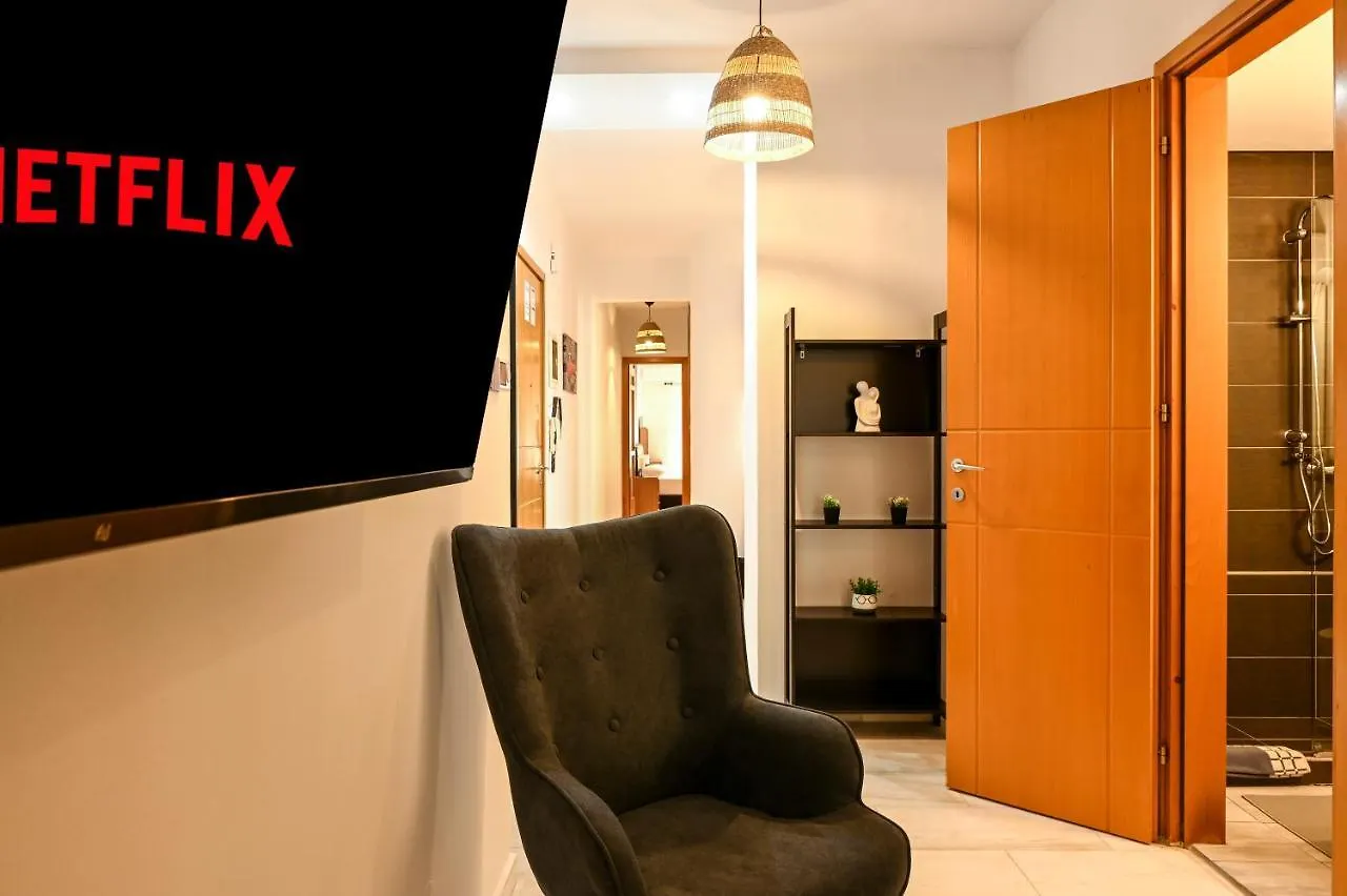 Thessaloniki Center Modern Apartment