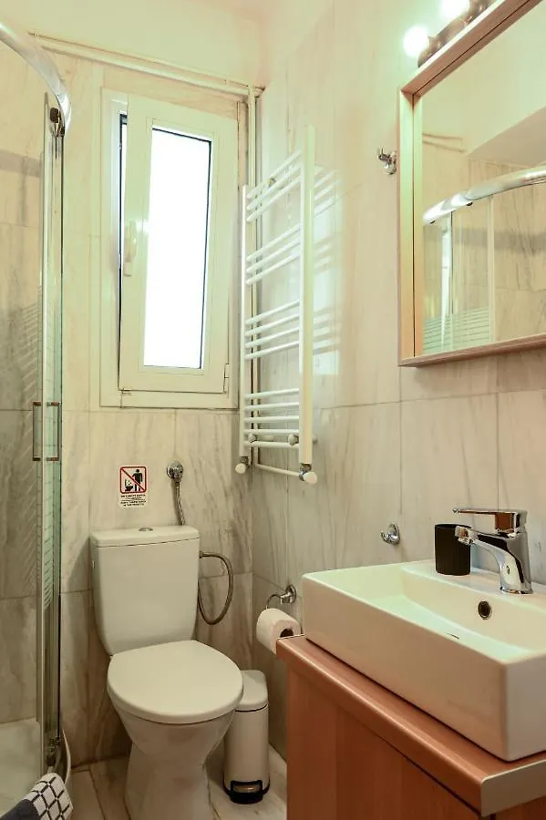 Thessaloniki Center Modern Apartment Yunanistan