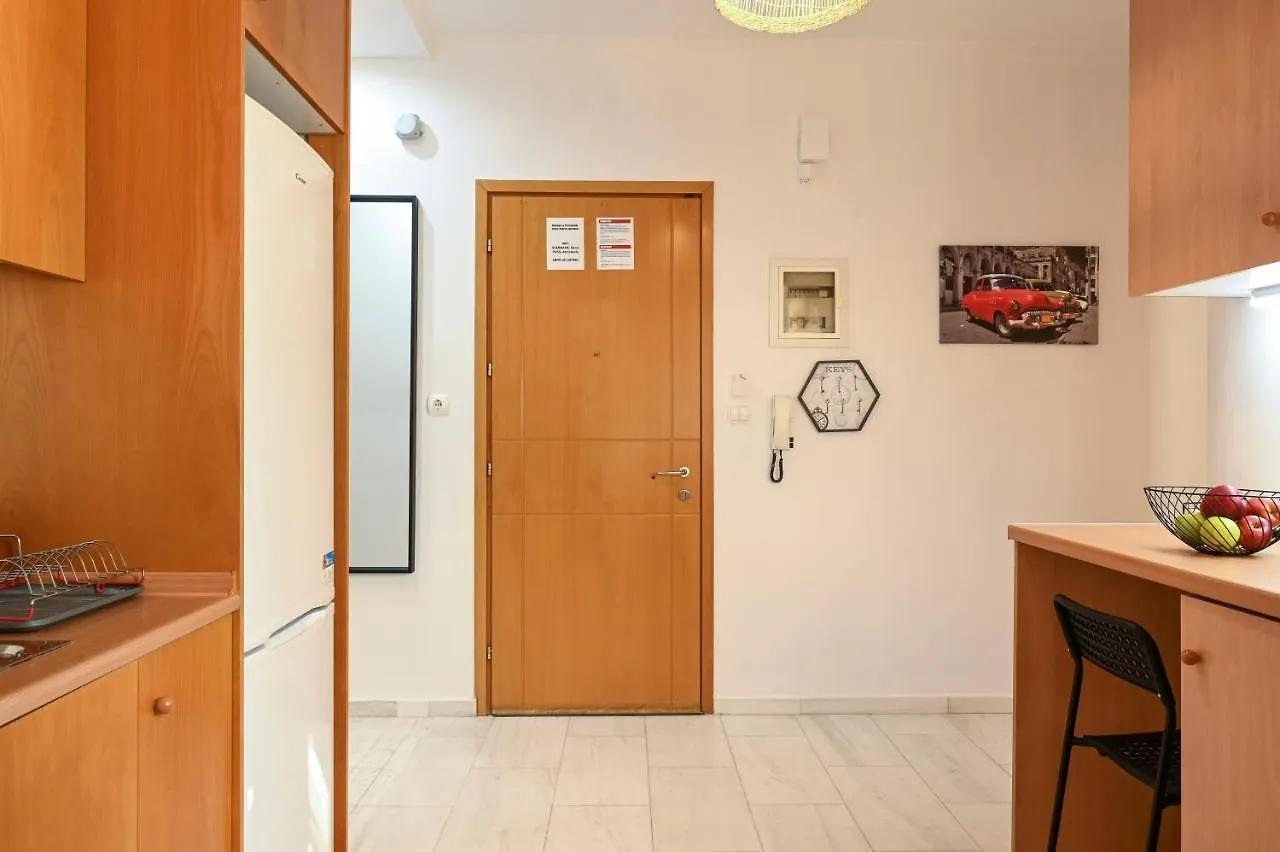 Thessaloniki Center Modern Apartment 0*,