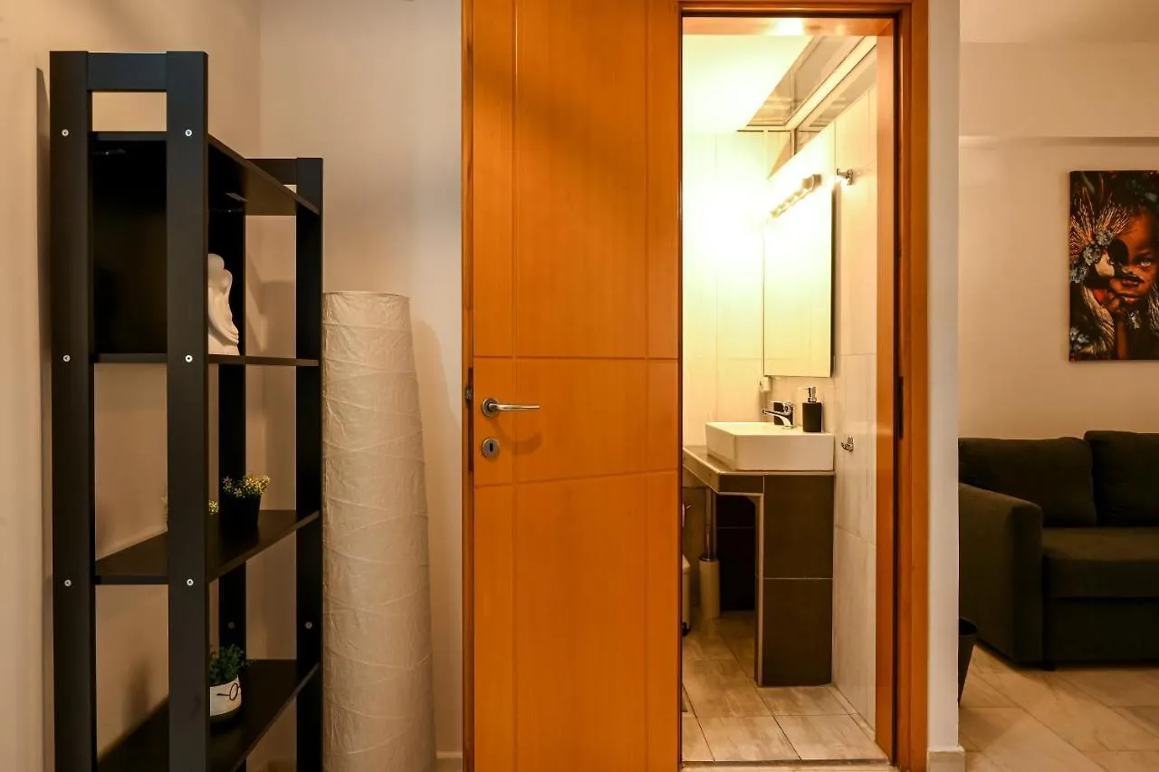 Thessaloniki Center Modern Apartment 0*,