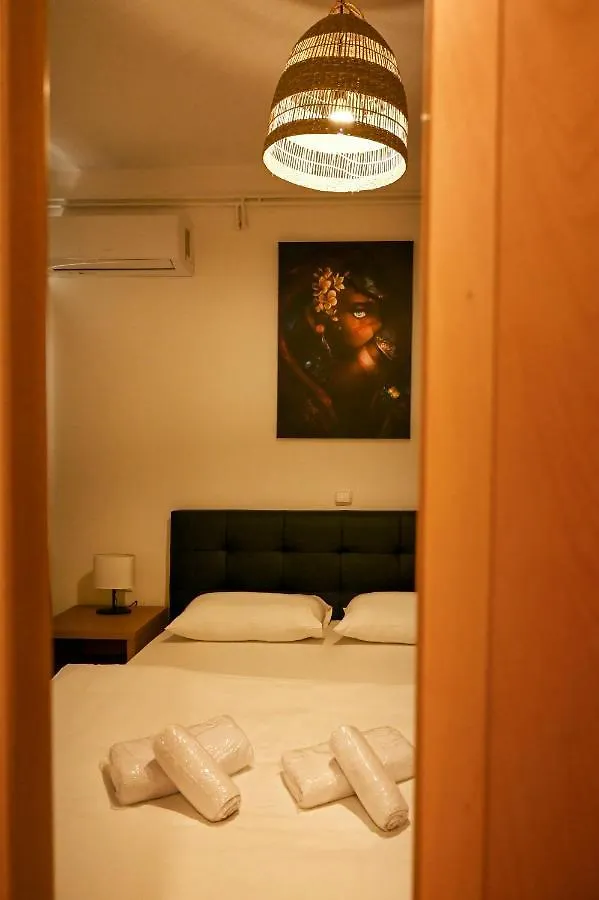 Thessaloniki Center Modern Apartment 0*,